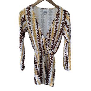 Lola Miller Simply Sisters Hawaiian Puakenikeni Flower Strand Lei Romper M